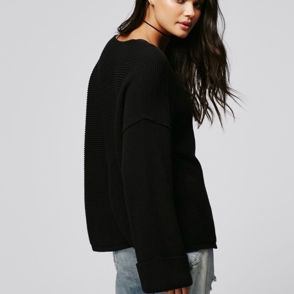 Free People La Brea Chunky Sweater Black Ribbed
Cuffed V-Neck Oversized - Picture 2 of 14